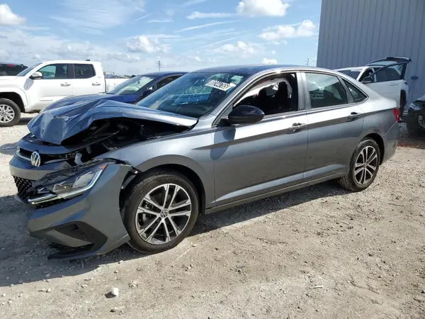 3VWBX7BU5SM013966 2025 VOLKSWAGEN JETTA - Image 1