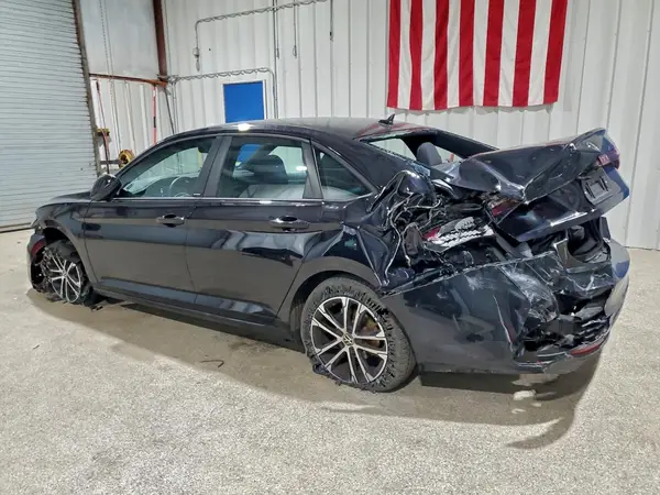 3VWBX7BU5SM024417 2025 VOLKSWAGEN JETTA - Image 2