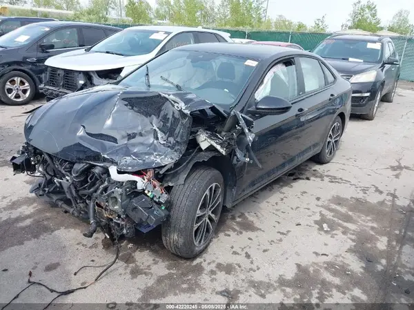 3VWBX7BU6SM046460 2025 VOLKSWAGEN JETTA - Image 2