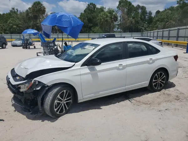 3VWBX7BU7SM045611 2025 VOLKSWAGEN JETTA - Image 1