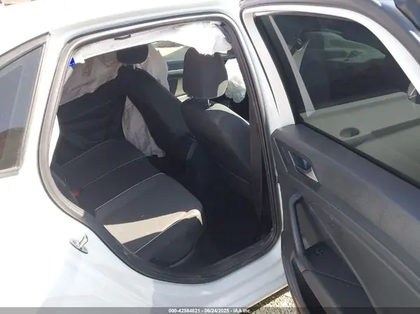 3VWBX7BU7SM050064 2025 VOLKSWAGEN JETTA - Image 8
