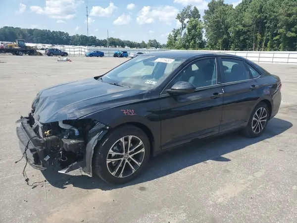 3VWBX7BU7SM069665 2025 VOLKSWAGEN JETTA - Image 1