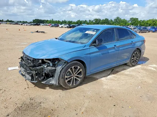 3VWBX7BU8SM037470 2025 VOLKSWAGEN JETTA - Image 1
