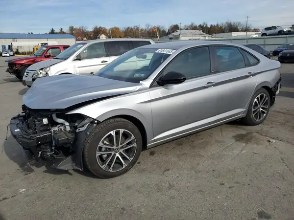 3VWBX7BU8SM042619 2025 VOLKSWAGEN JETTA - Image 1
