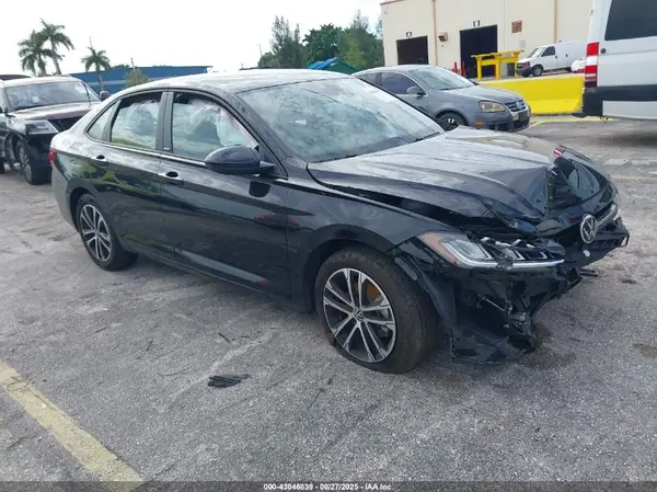 3VWBX7BU9SM039180 2025 VOLKSWAGEN JETTA - Image 1