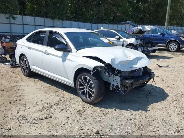 3VWBX7BUXSM033842 2025 VOLKSWAGEN JETTA - Image 1