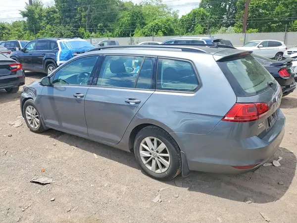 3VWC17AU1HM505166 2017 VOLKSWAGEN GOLF - Image 2