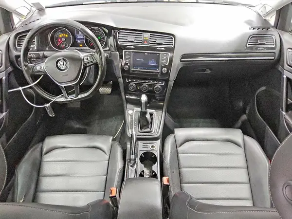 3VWC17AU1HM521657 2017 VOLKSWAGEN GOLF - Image 8