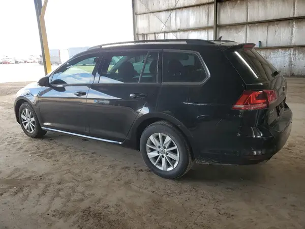 3VWC17AU2GM507782 2016 VOLKSWAGEN GOLF - Image 2