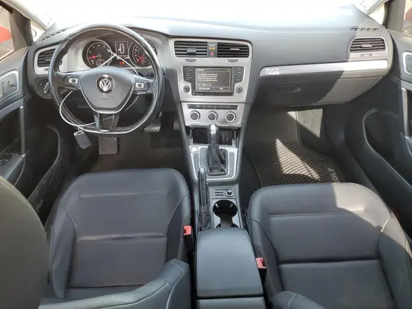 3VWC17AU2HM533820 2017 VOLKSWAGEN GOLF - Image 8