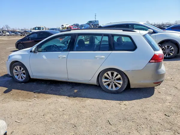 3VWC17AU3HM501166 2017 VOLKSWAGEN GOLF - Image 2