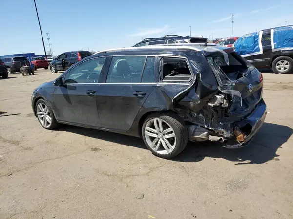 3VWC17AU3HM502981 2017 VOLKSWAGEN GOLF - Image 2