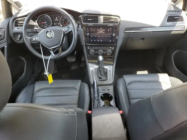 3VWC17AU3JM285437 2018 VOLKSWAGEN GOLF - Image 8