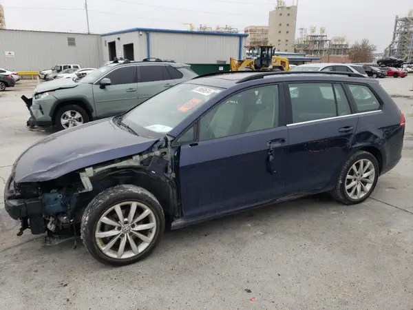 3VWC17AU4GM515527 2016 VOLKSWAGEN GOLF - Image 1