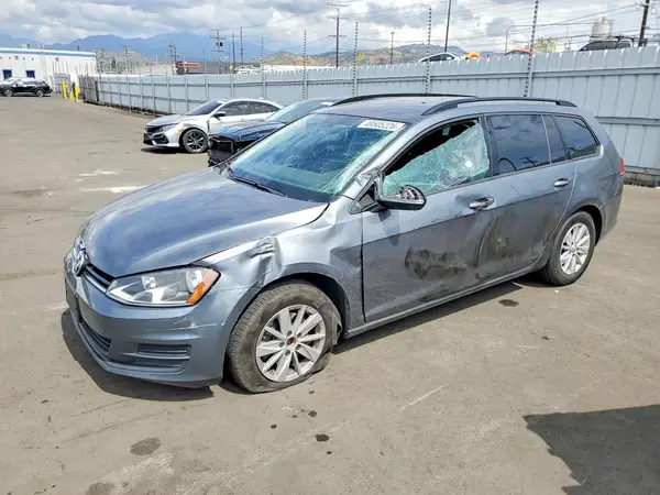 3VWC17AU4GM515768 2016 VOLKSWAGEN GOLF - Image 1