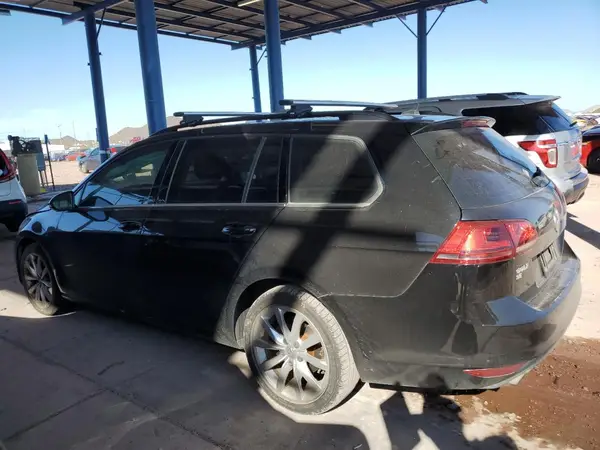 3VWC17AU4GM516743 2016 VOLKSWAGEN GOLF - Image 2