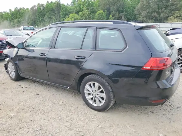 3VWC17AU4HM502925 2017 VOLKSWAGEN GOLF - Image 2