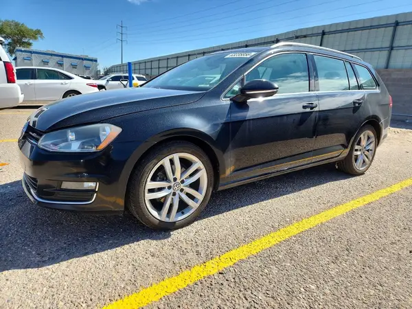 3VWC17AU4HM507333 2017 VOLKSWAGEN GOLF - Image 1