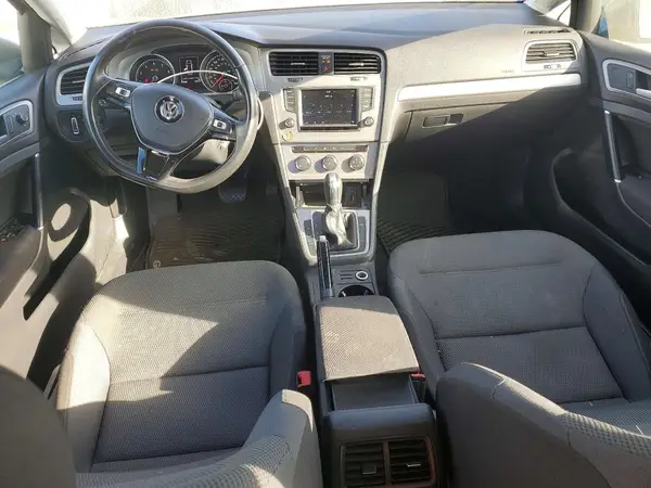 3VWC17AU4HM510667 2017 VOLKSWAGEN GOLF - Image 8