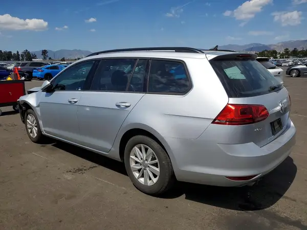 3VWC17AU4HM526027 2017 VOLKSWAGEN GOLF - Image 2
