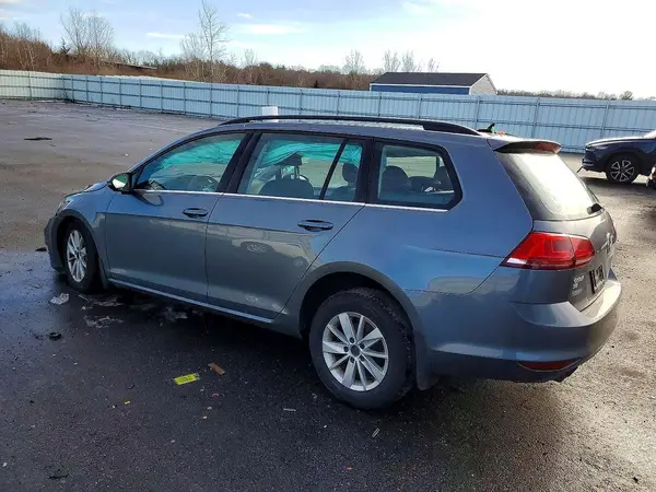 3VWC17AU6HM501517 2017 VOLKSWAGEN GOLF - Image 2