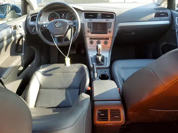 3VWC17AU6HM538454 2017 VOLKSWAGEN GOLF - Image 8