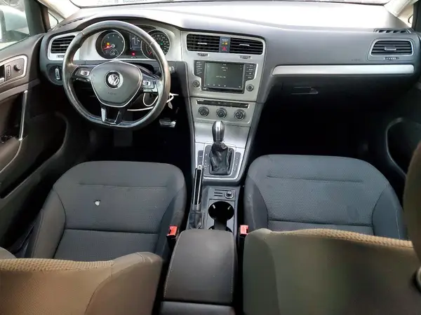 3VWC17AU7HM508251 2017 VOLKSWAGEN GOLF - Image 8