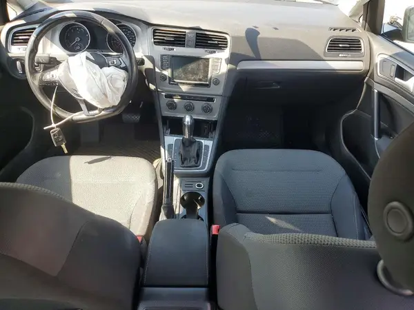 3VWC17AU7HM529200 2017 VOLKSWAGEN GOLF - Image 8