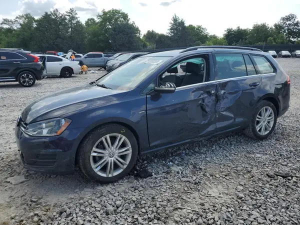 3VWC17AU8GM521220 2016 VOLKSWAGEN GOLF - Image 1