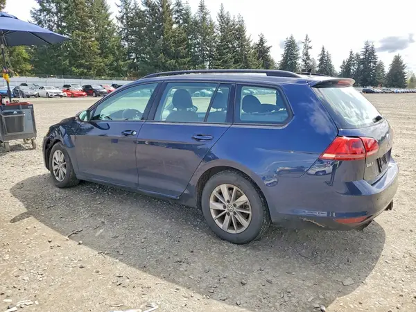 3VWC17AU8HM501843 2017 VOLKSWAGEN GOLF - Image 2