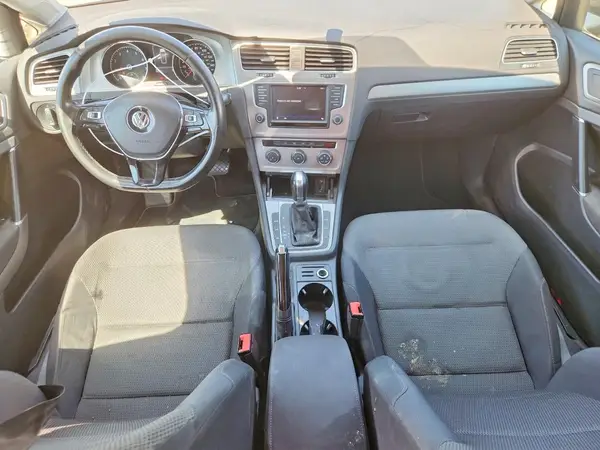 3VWC17AU8HM505116 2017 VOLKSWAGEN GOLF - Image 8