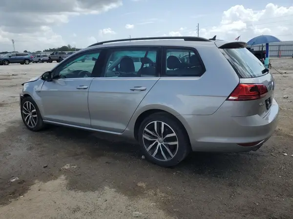 3VWC17AU9GM520545 2016 VOLKSWAGEN GOLF - Image 2