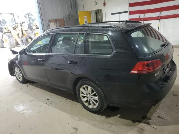 3VWC17AU9HM507375 2017 VOLKSWAGEN GOLF - Image 2