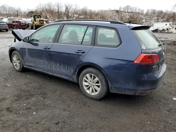 3VWC17AU9HM527349 2017 VOLKSWAGEN GOLF - Image 2
