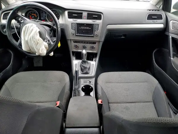3VWC17AU9HM527349 2017 VOLKSWAGEN GOLF - Image 8