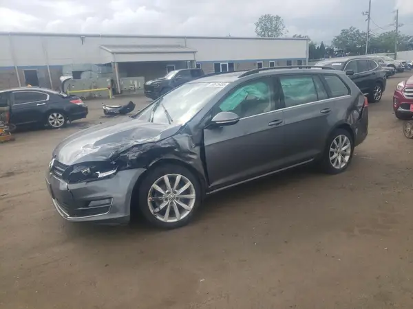 3VWC17AUXHM502282 2017 VOLKSWAGEN GOLF - Image 1