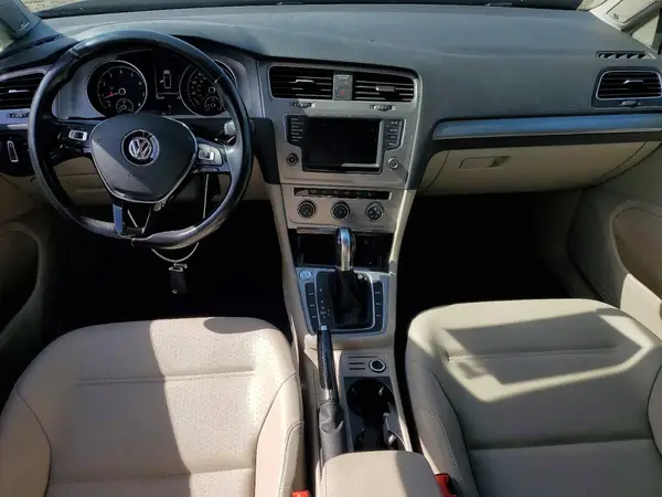 3VWC17AUXHM504081 2017 VOLKSWAGEN GOLF - Image 8