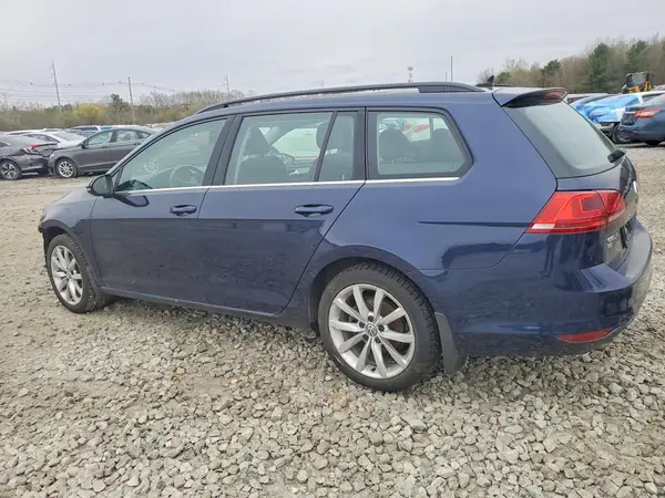 3VWC17AUXHM526002 2017 VOLKSWAGEN GOLF - Image 2