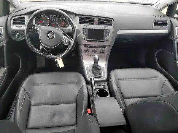 3VWC17AUXHM526002 2017 VOLKSWAGEN GOLF - Image 8