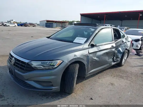 3VWC57BU0KM078377 2019 VOLKSWAGEN JETTA - Image 2