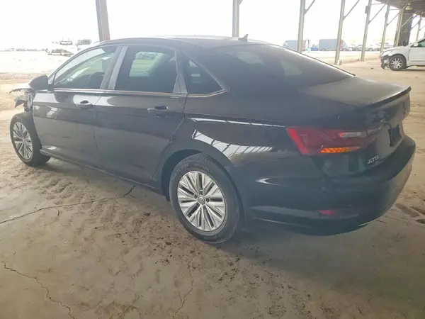 3VWC57BU0KM090609 2019 VOLKSWAGEN JETTA - Image 2