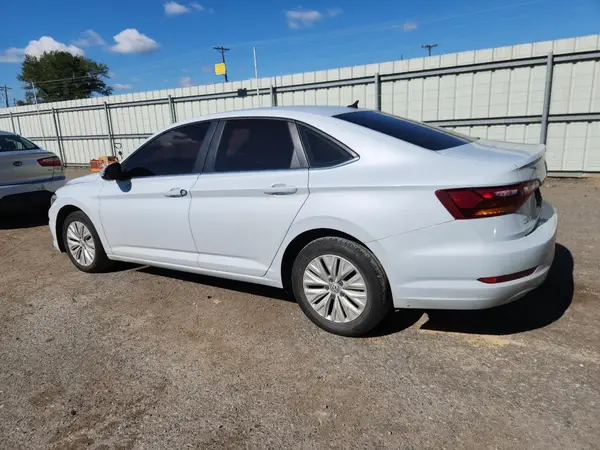 3VWC57BU0KM096877 2019 VOLKSWAGEN JETTA - Image 2