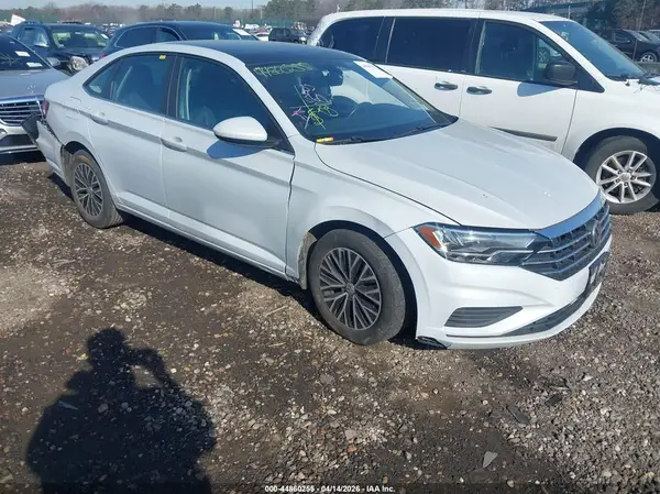 3VWC57BU0KM097513 2019 VOLKSWAGEN JETTA - Image 1