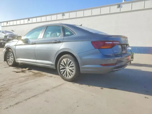 3VWC57BU0KM114990 2019 VOLKSWAGEN JETTA - Image 2
