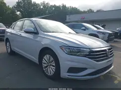3VWC57BU0KM130445 2019 VOLKSWAGEN JETTA
