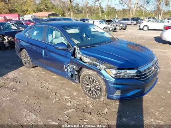 3VWC57BU0KM138237 2019 VOLKSWAGEN JETTA - Image 1