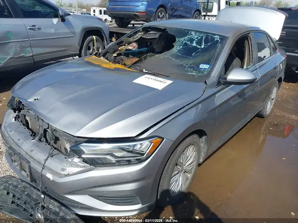 3VWC57BU0KM186790 2019 VOLKSWAGEN JETTA - Image 2