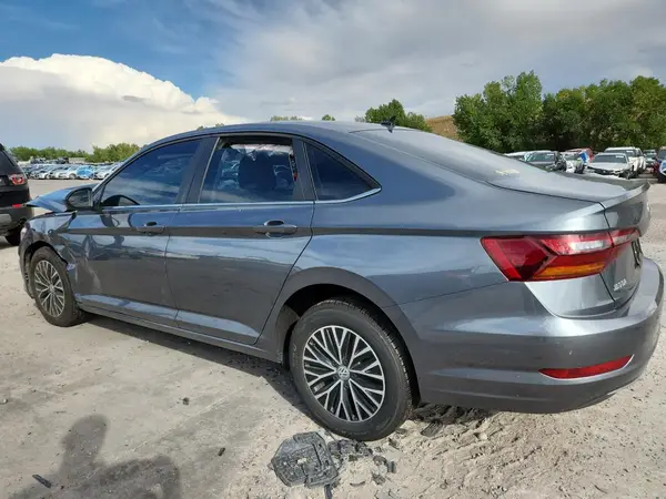 3VWC57BU0KM203958 2019 VOLKSWAGEN JETTA - Image 2