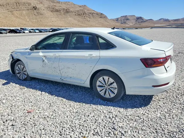 3VWC57BU0KM205189 2019 VOLKSWAGEN JETTA - Image 2
