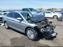 3VWC57BU0KM208044 2019 VOLKSWAGEN JETTA